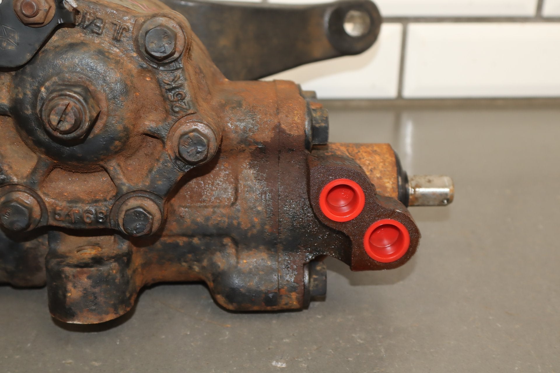 2013-2023 Ram 2500 Power Steering Gear Box Assembly 68210720AC OEM