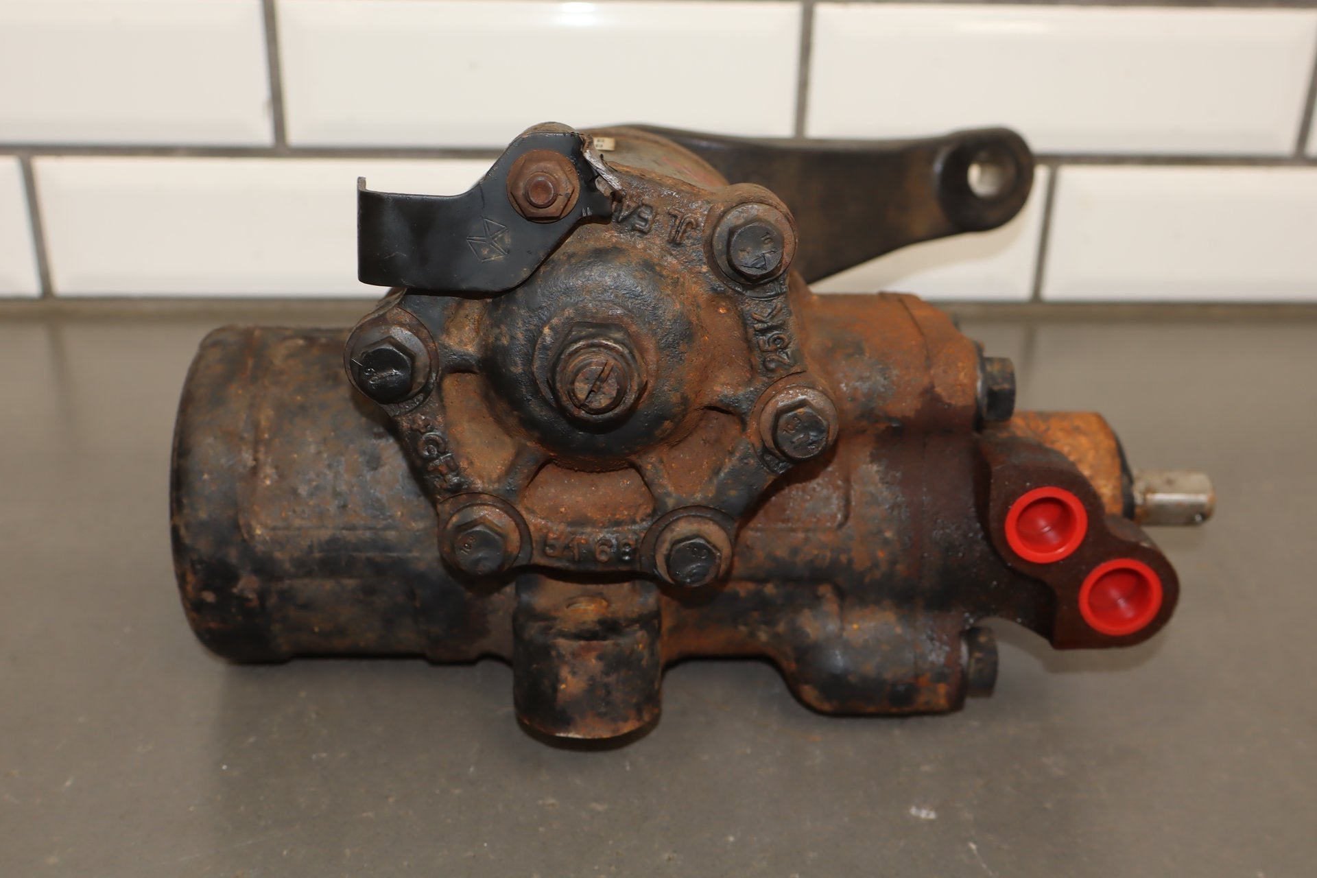 2013-2023 Ram 2500 Power Steering Gear Box Assembly 68210720AC OEM