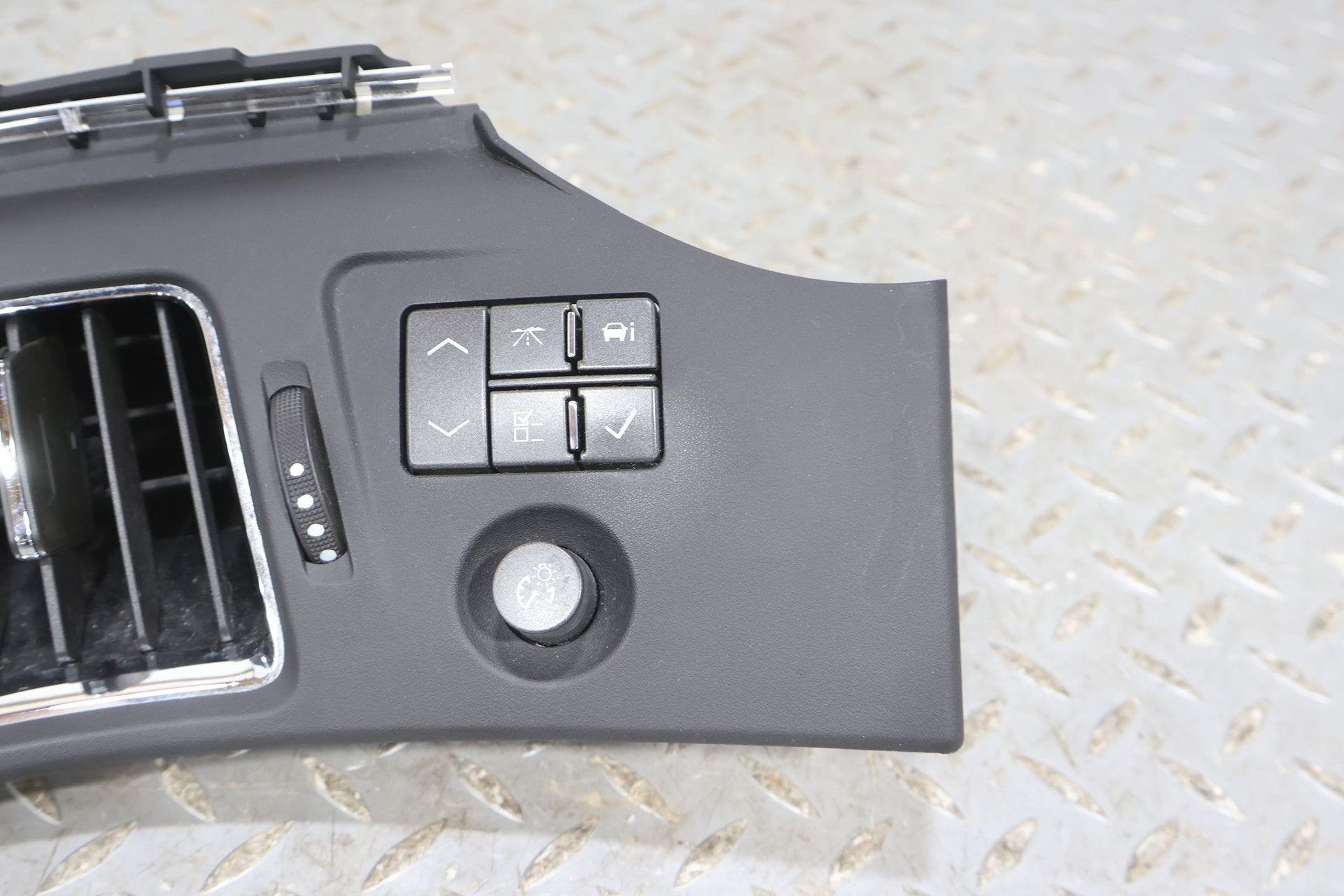 2013 Cadillac CTS- Dash Vent