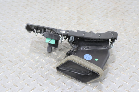 2013 Cadillac CTS- Dash Vent