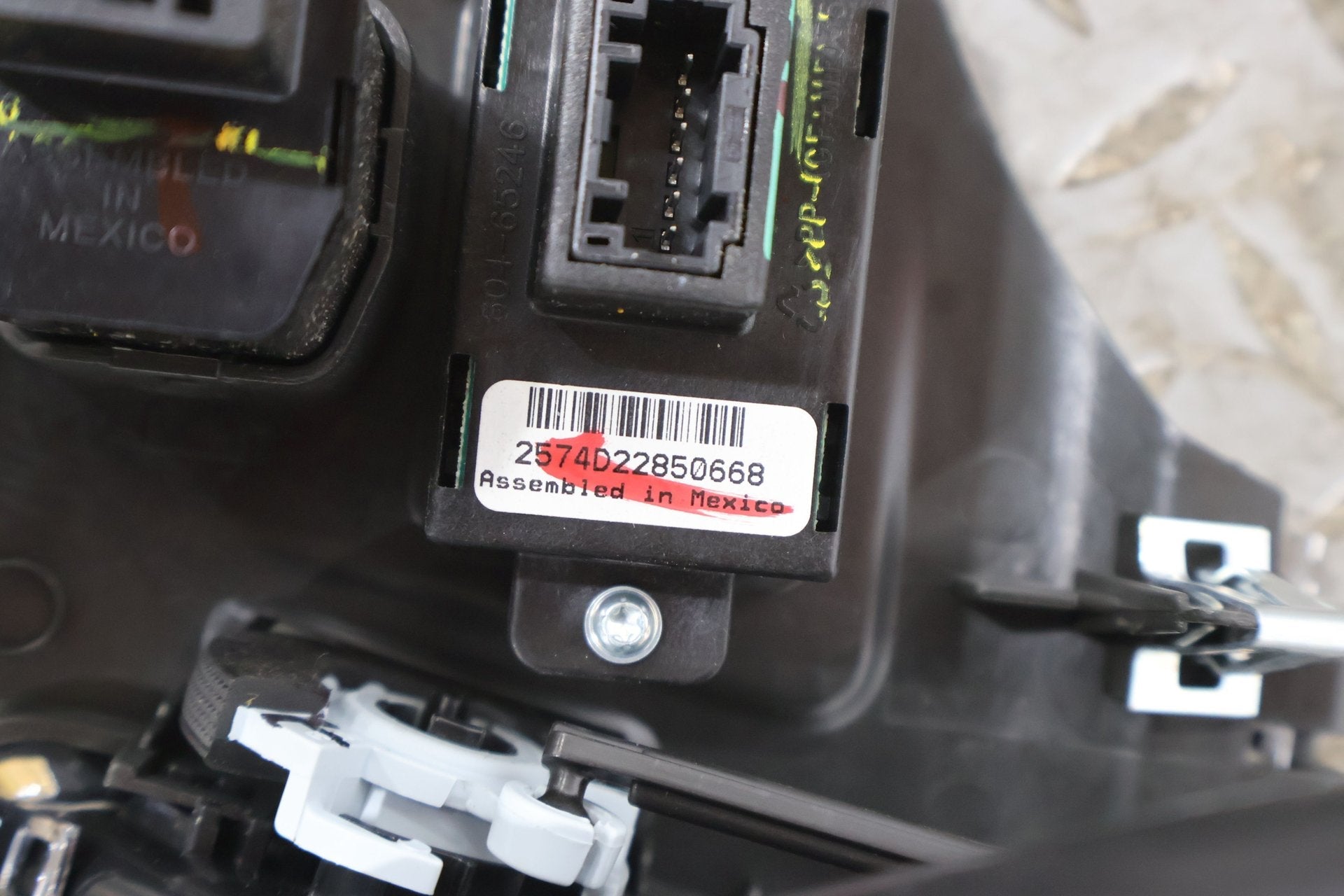2013 Cadillac CTS- Dash Vent