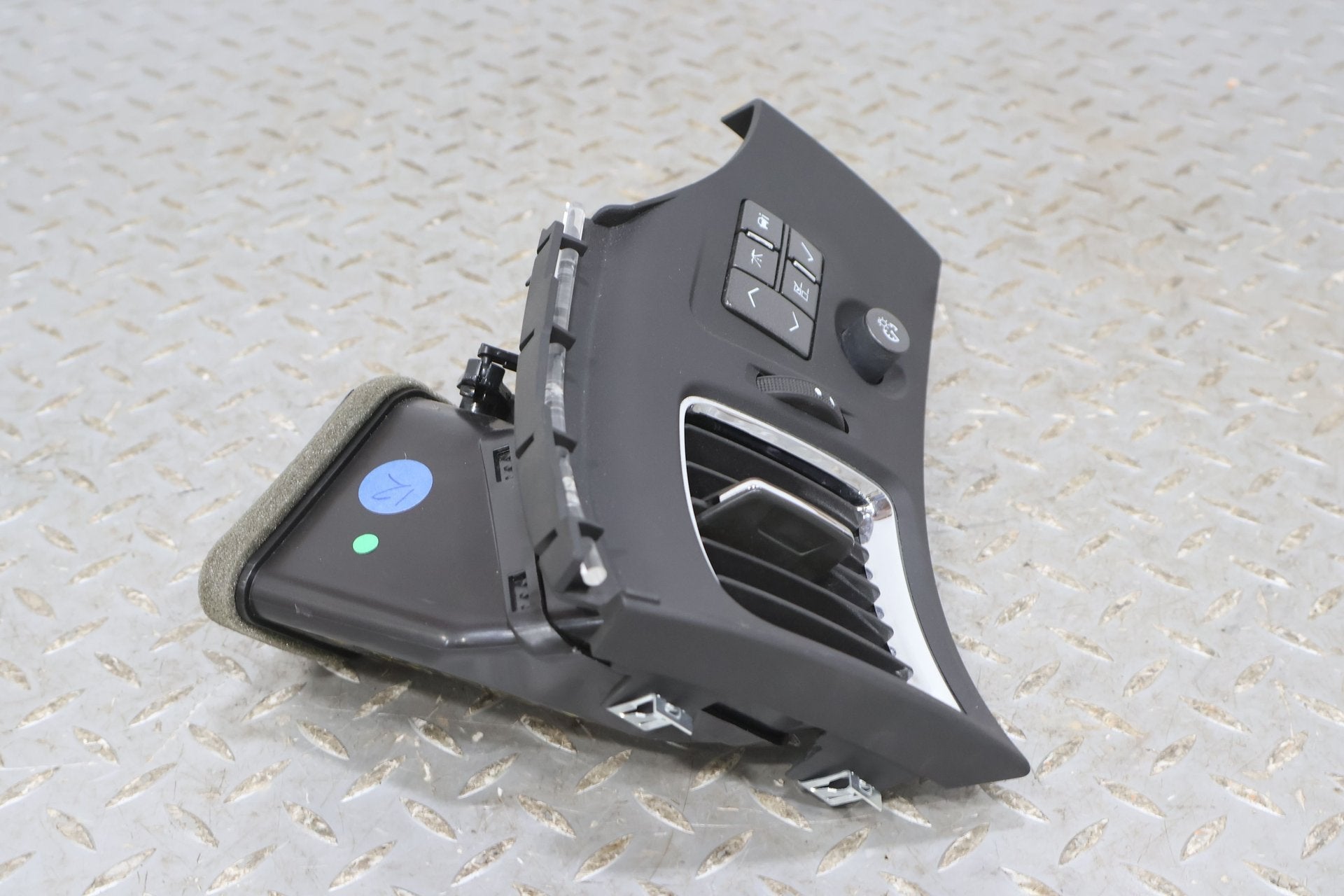 2013 Cadillac CTS- Dash Vent
