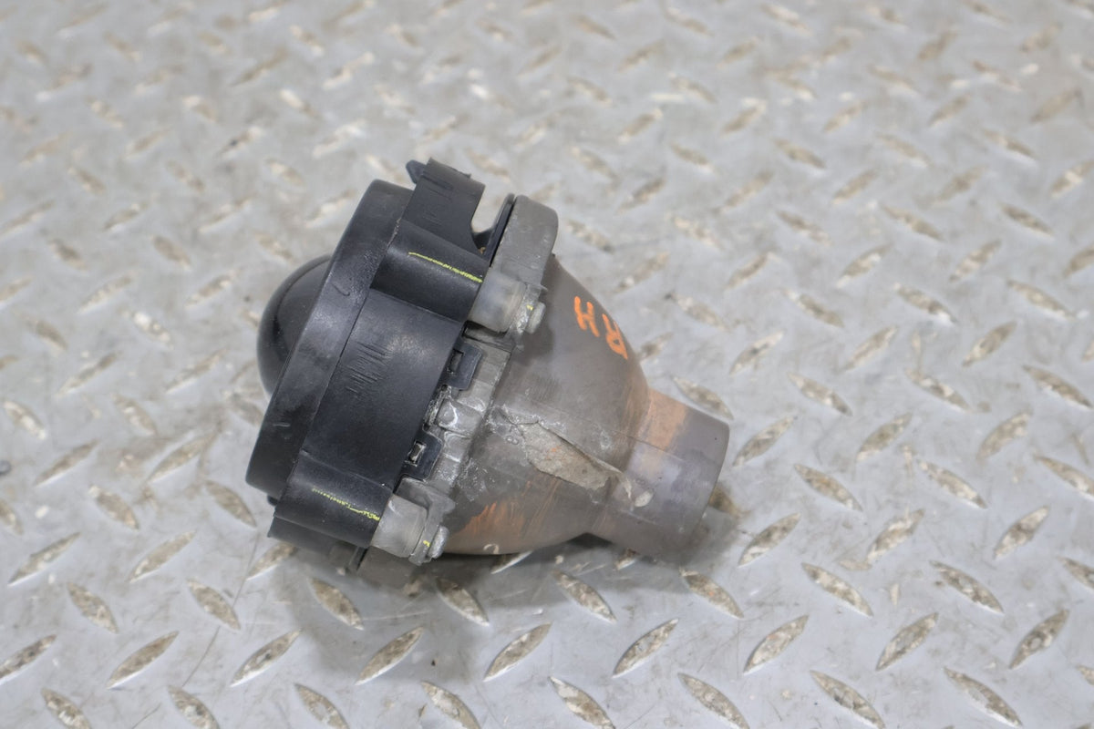 2013 Cadillac CTS- Right Front Lamp