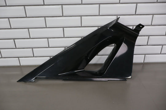 2013 Chevrolet Avalanche - Left Sail Panel Molding