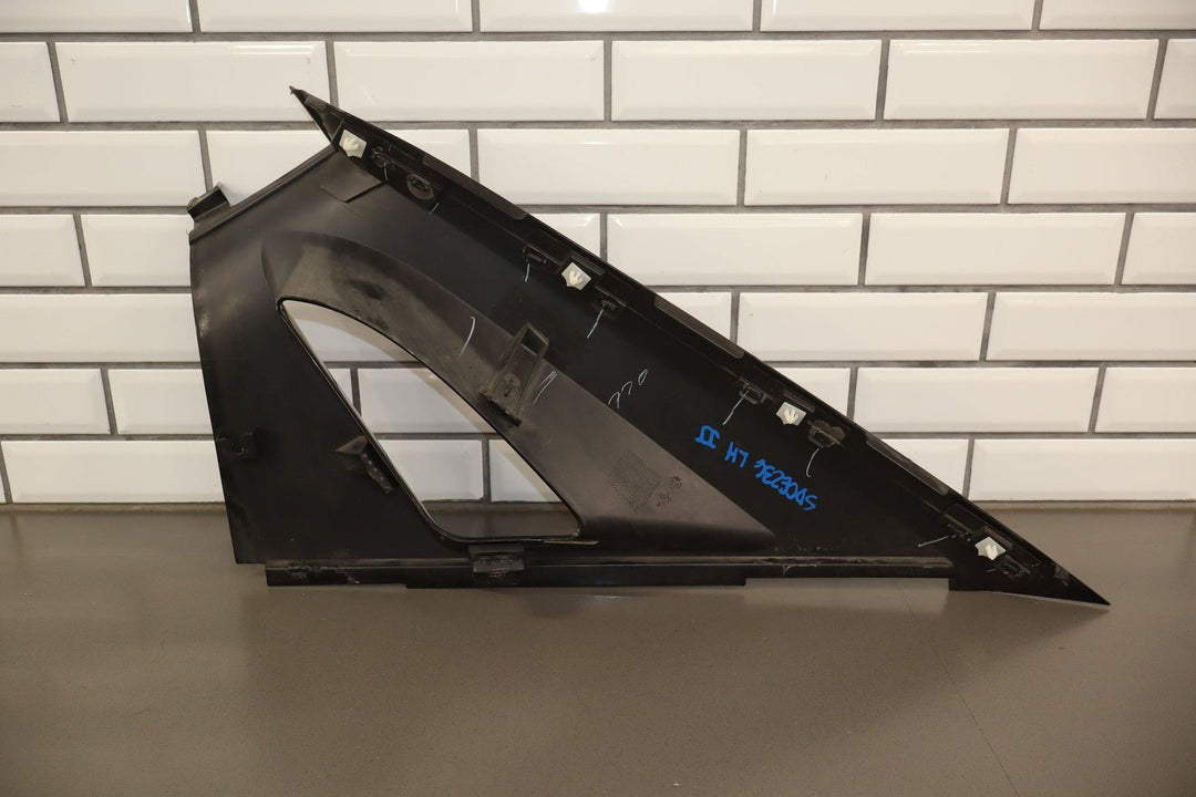 2013 Chevrolet Avalanche - Left Sail Panel Molding