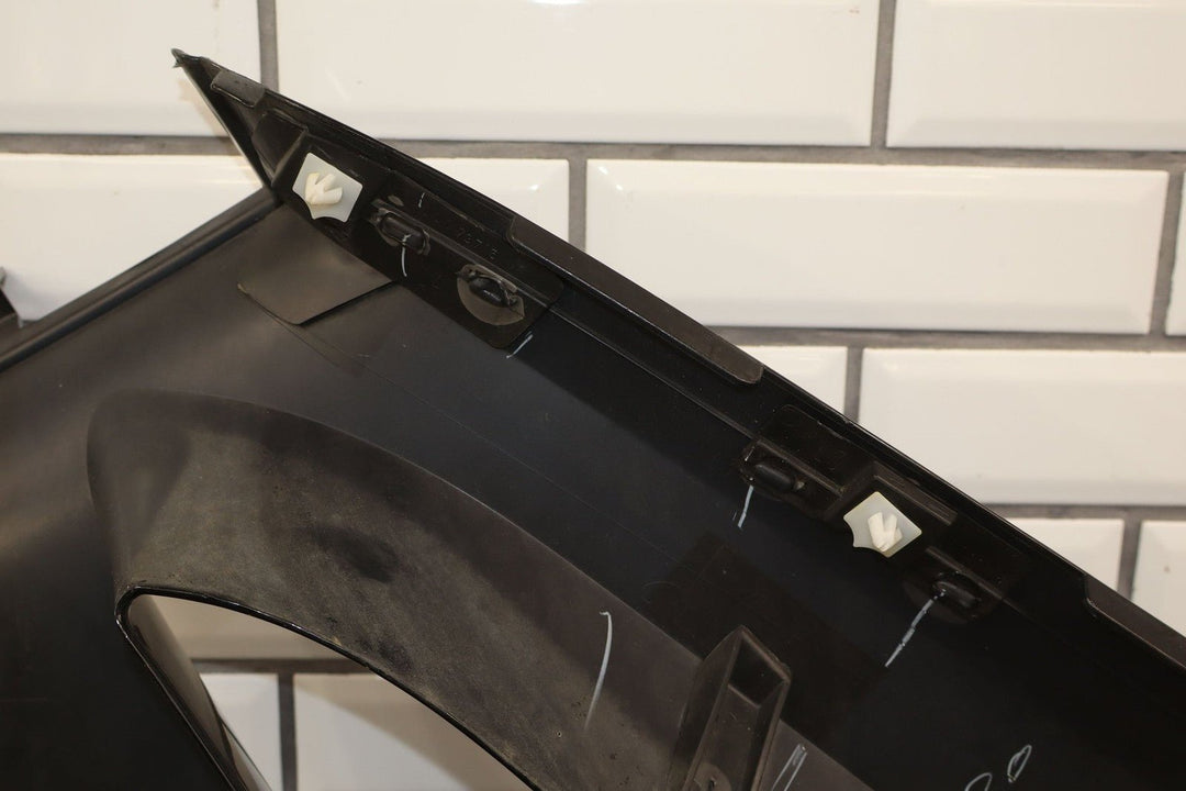 2013 Chevrolet Avalanche - Left Sail Panel Molding