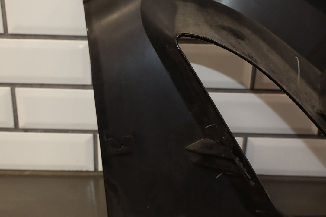 2013 Chevrolet Avalanche - Left Sail Panel Molding