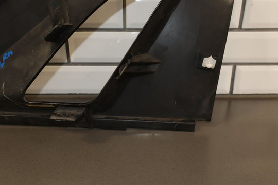 2013 Chevrolet Avalanche - Right Inner Sail Molding