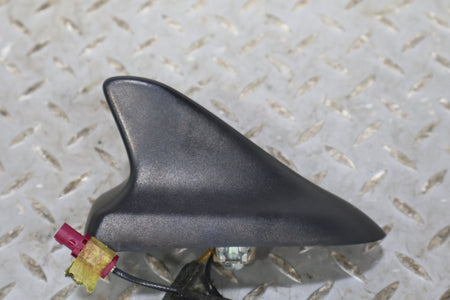 2013 Chevrolet Camaro- Antenna