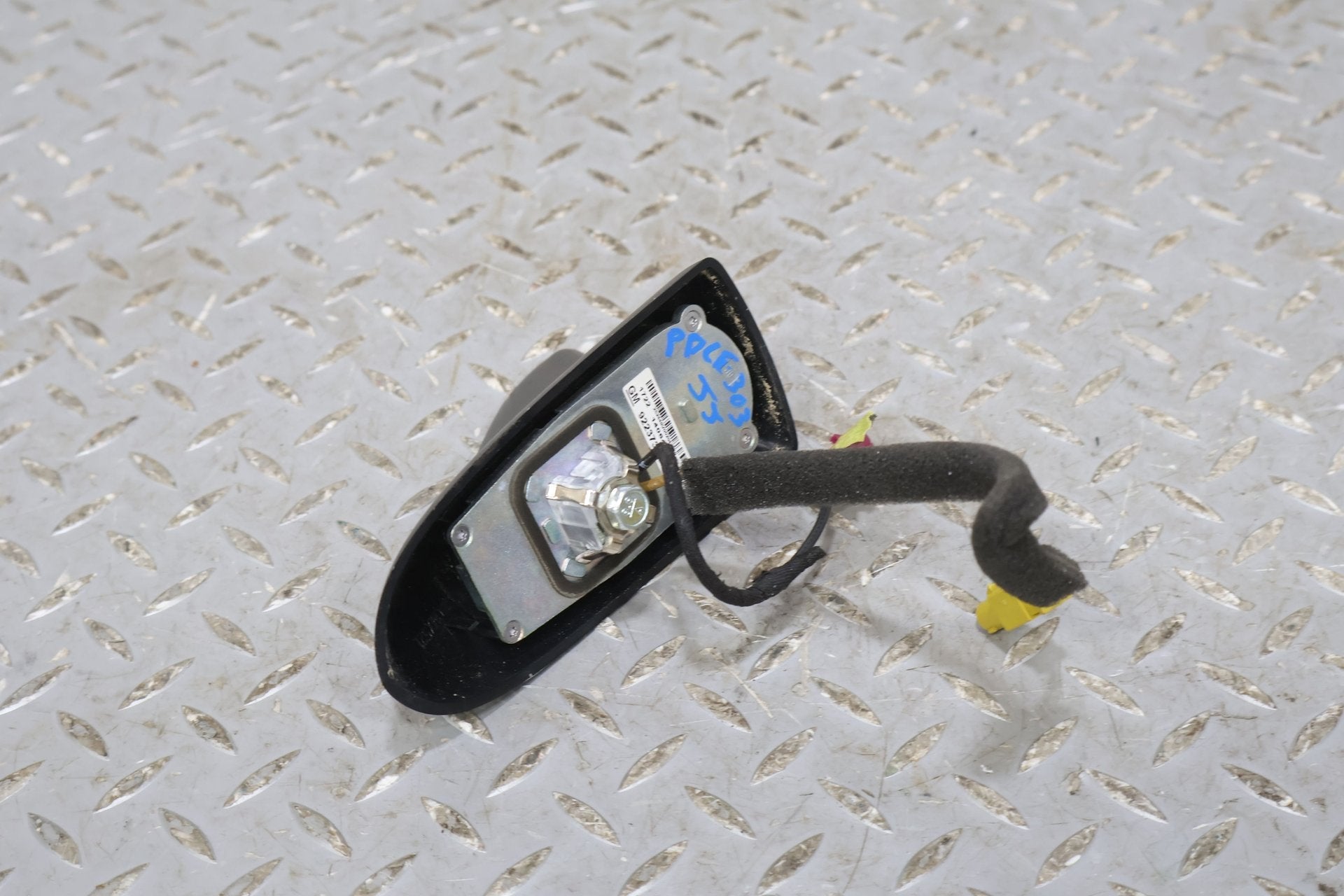 2013 Chevrolet Camaro- Antenna