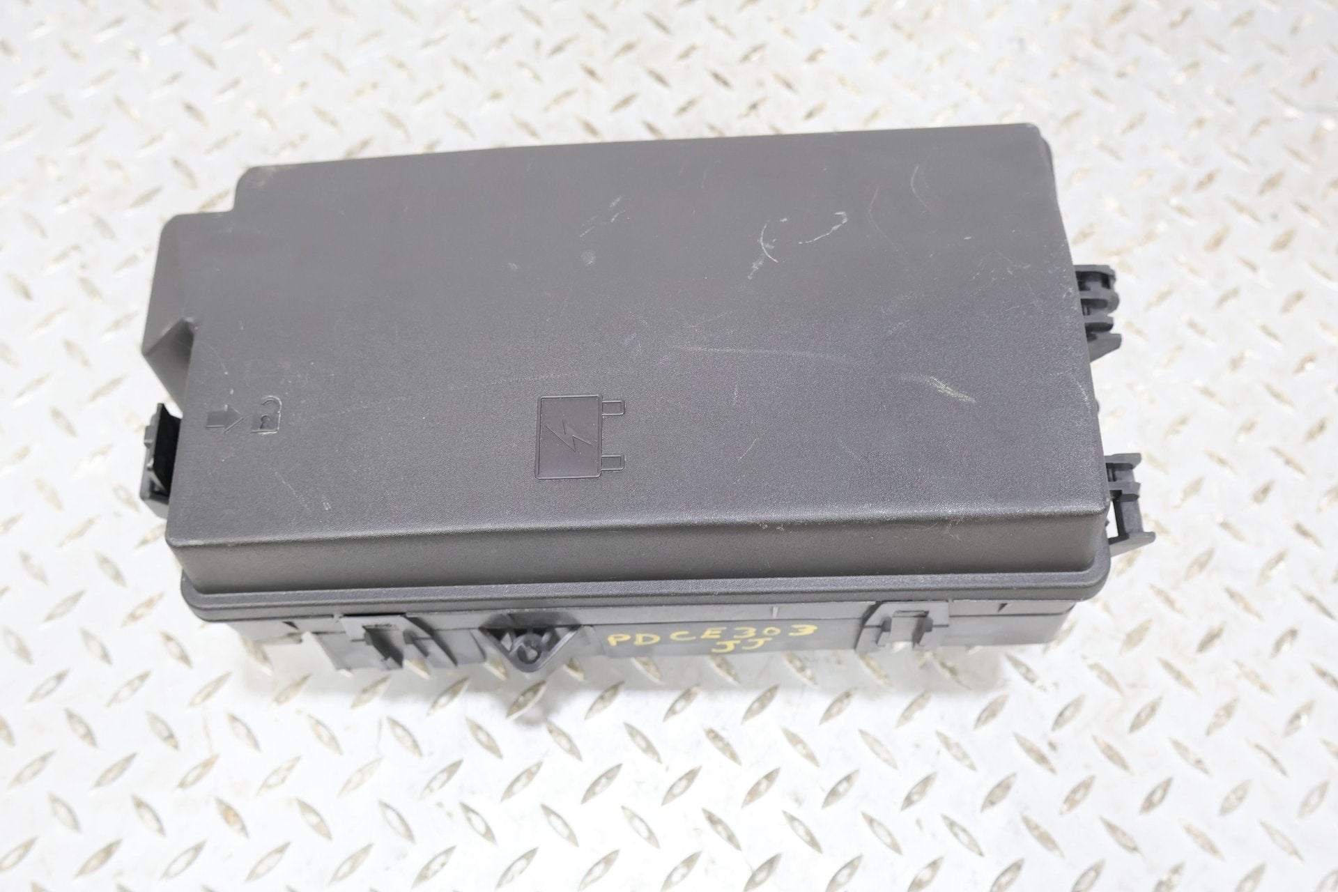 2013 Chevrolet Camaro- Engine Fuse Box