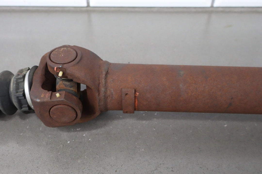 2013 Chevrolet Suburban 2500 4x4 Front Drive Shaft OEM