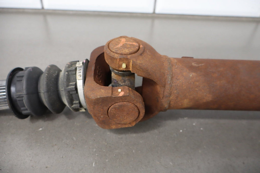 2013 Chevrolet Suburban 2500 4x4 Front Drive Shaft OEM