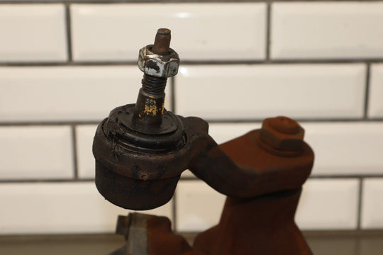 2013 Chevrolet Suburban 2500 4x4 Power Steering Gear Box OEM