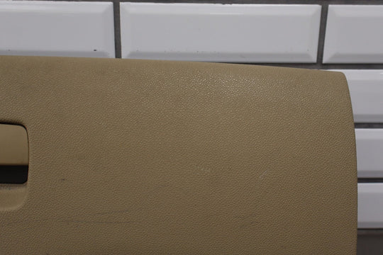 2013 Chevrolet Suburban 2500 Glove Box Light Cashmere 333