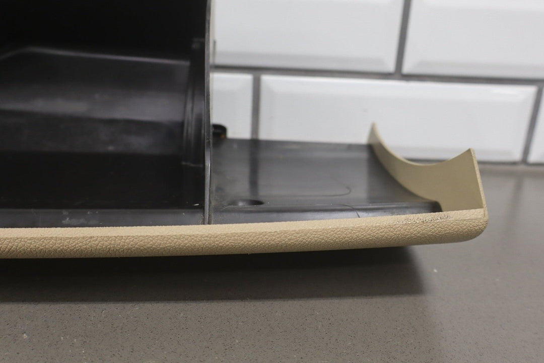 2013 Chevrolet Suburban 2500 Glove Box Light Cashmere 333