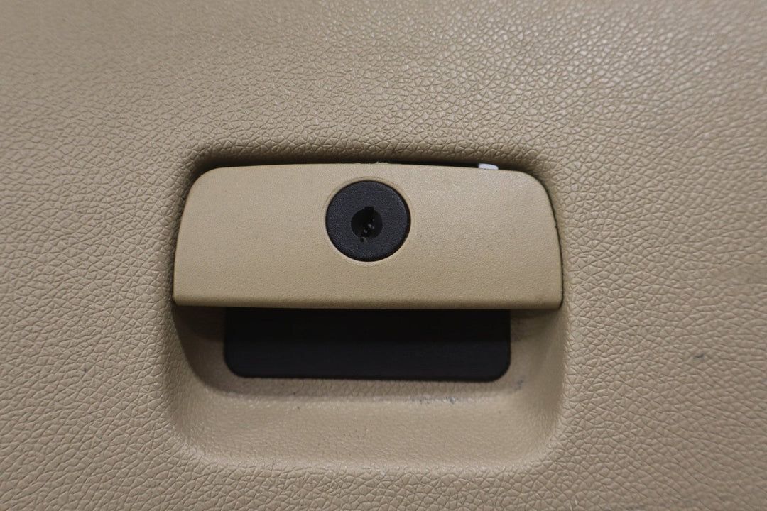 2013 Chevrolet Suburban 2500 Glove Box Light Cashmere 333