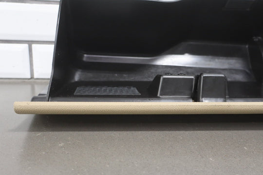 2013 Chevrolet Suburban 2500 Glove Box Light Cashmere 333