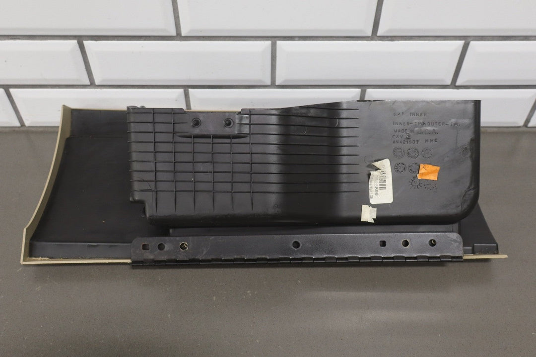 2013 Chevrolet Suburban 2500 Glove Box Light Cashmere 333