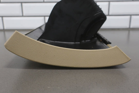 2013 Chevrolet Suburban 2500 Glove Box Light Cashmere 333