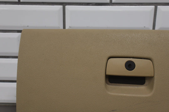 2013 Chevrolet Suburban 2500 Glove Box Light Cashmere 333