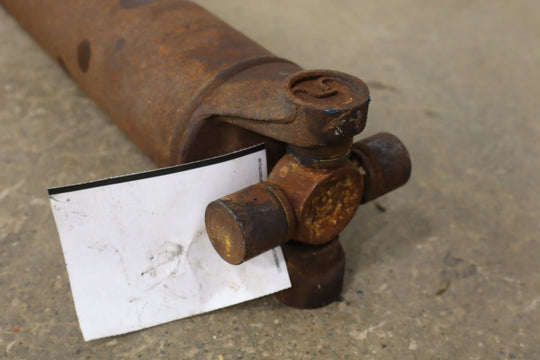 2013 Chevrolet Suburban 2500 GMT900 4x4 Rear Drive Shaft