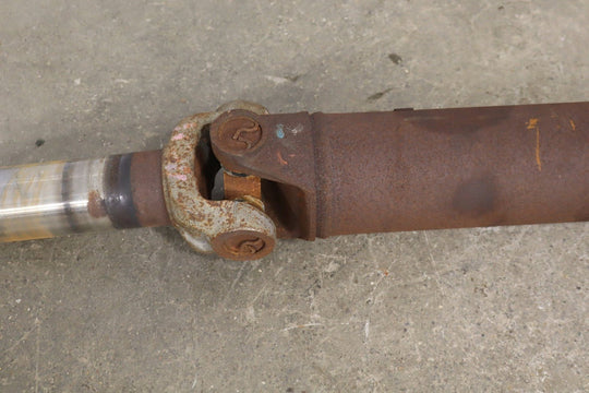 2013 Chevrolet Suburban 2500 GMT900 4x4 Rear Drive Shaft