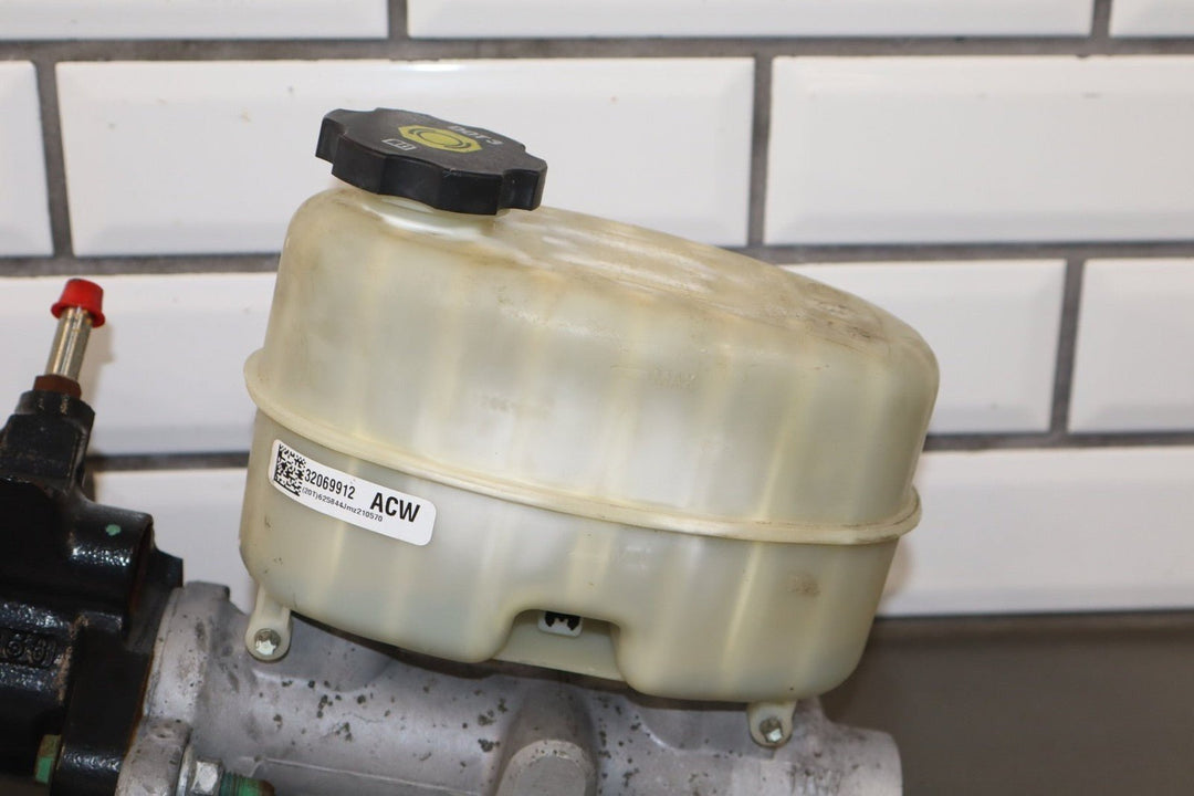 2013 Chevrolet Suburban 2500 Hydroboost Brake Booster OEM