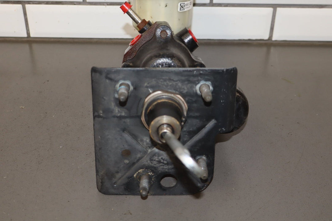 2013 Chevrolet Suburban 2500 Hydroboost Brake Booster OEM