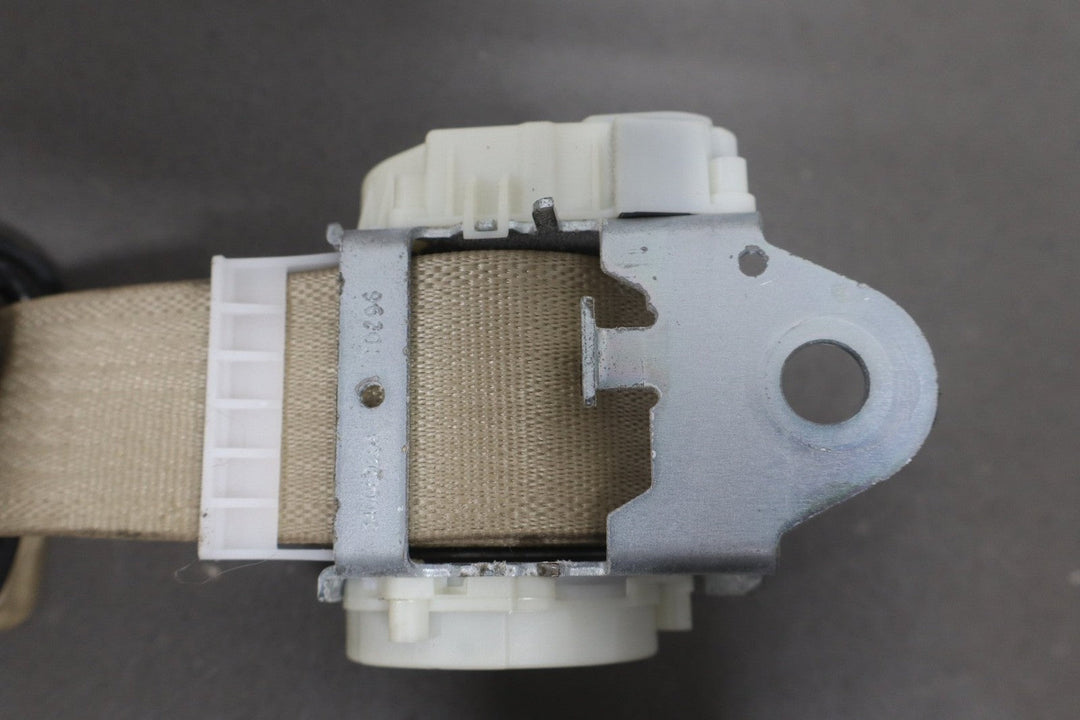 2013 Chevrolet Suburban 2500 Right Rear Seat belt Light Cashmere 333