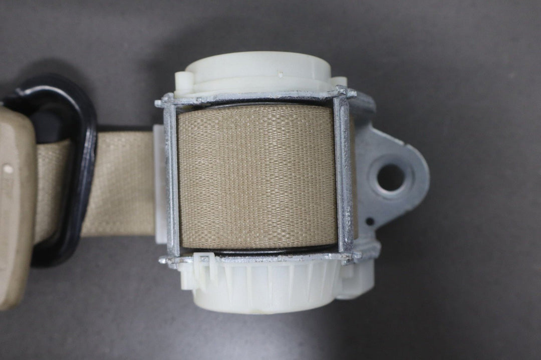 2013 Chevrolet Suburban 2500 Right Rear Seat belt Light Cashmere 333