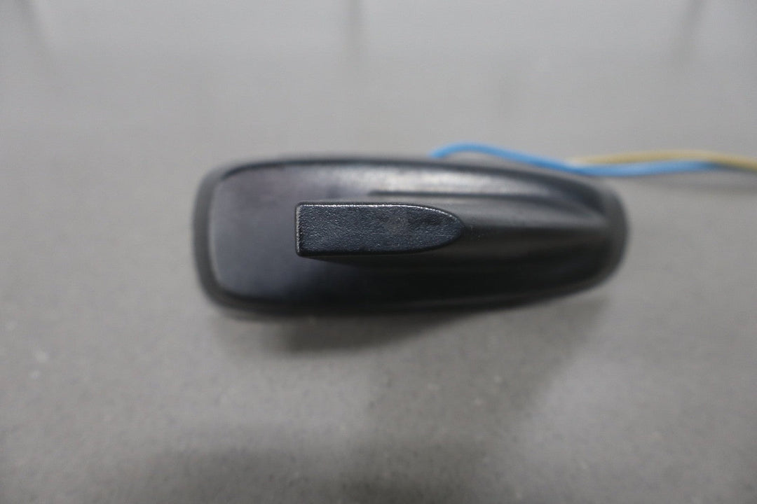 2013 Chevrolet Suburban 2500 Roof Mounted Antenna OEM