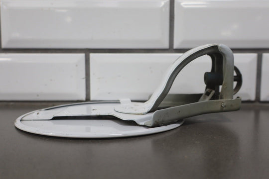 2013 Chevrolet Suburban Fuel Filler Door Summit White 50U