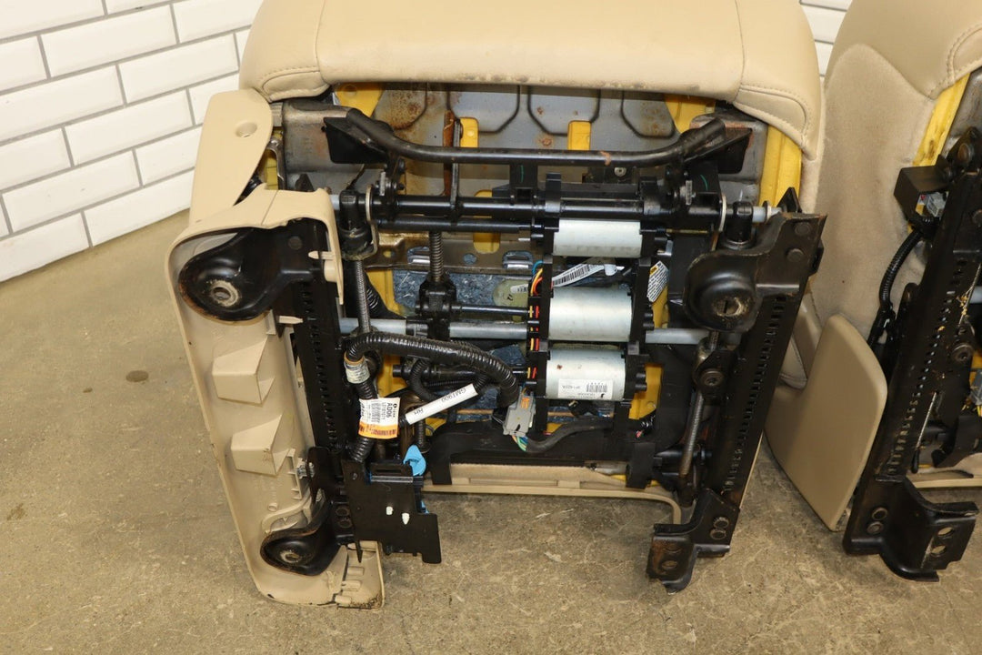 2013 Chevrolet Suburban Pair Heated Leather Front Seats OEM Light Cashmere