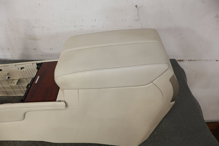 2013 Lexus GX460- Front Console