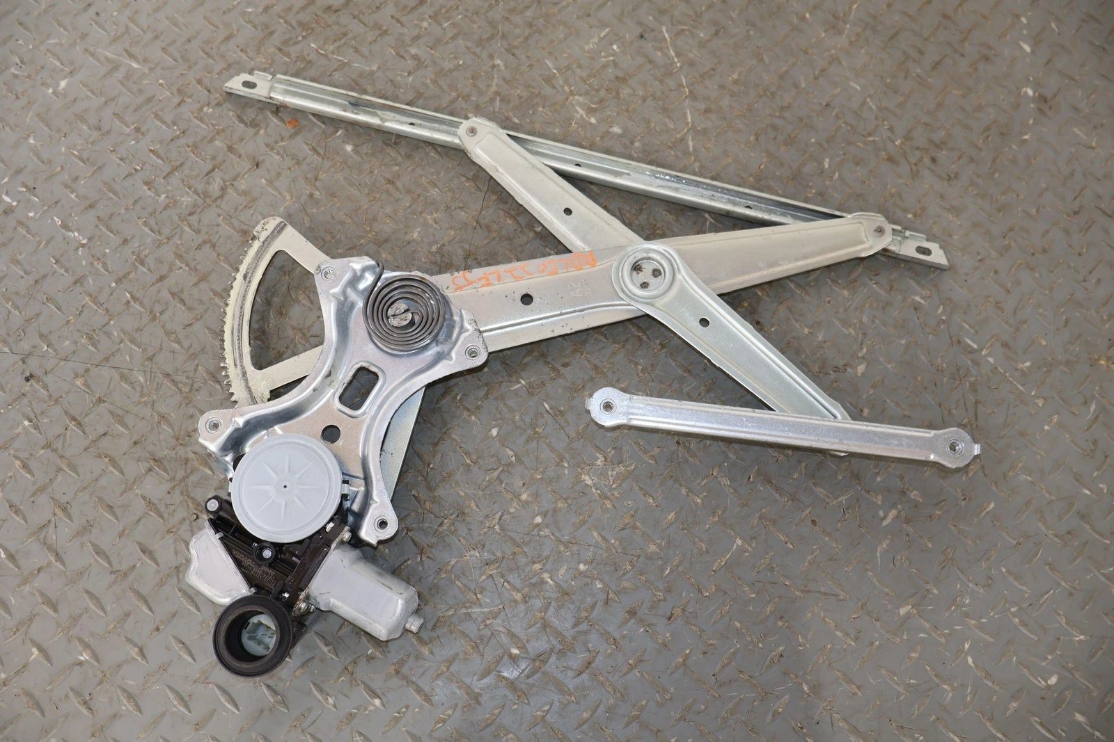 2013 Lexus GX460- FRONT DOOR REGULATOR
