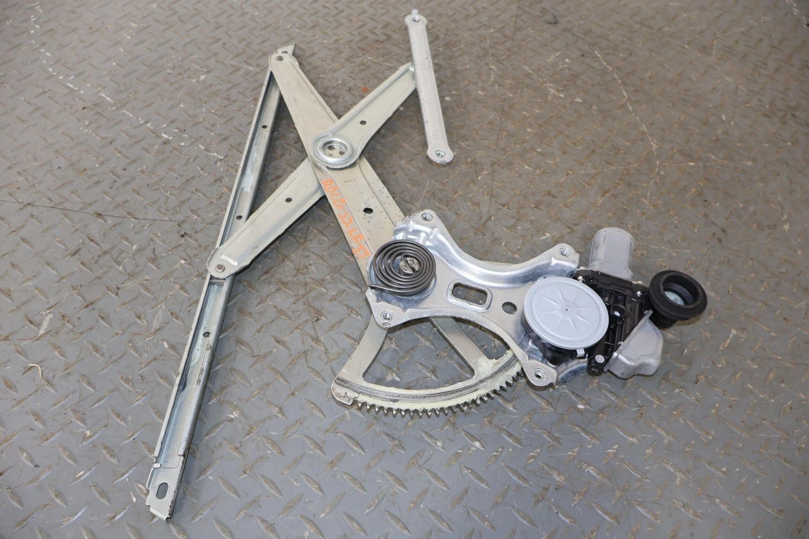 2013 Lexus GX460- FRONT DOOR REGULATOR
