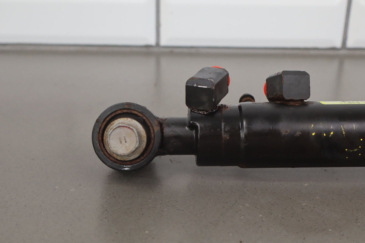 2013 Lexus GX460 Front Stabilizer Bar OEM 48875-60031