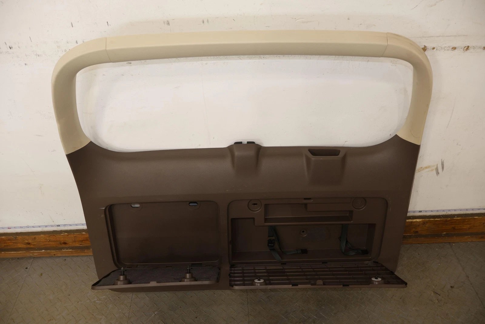 2013 Lexus GX460- Gate/Lid Trim Panel