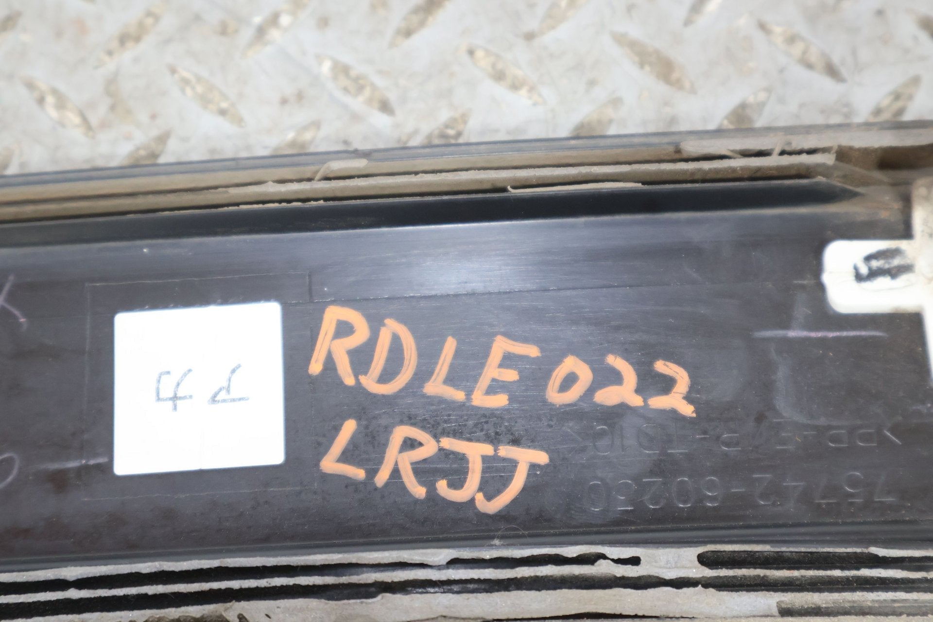 2013 Lexus GX460- REAR DOOR MOULDING