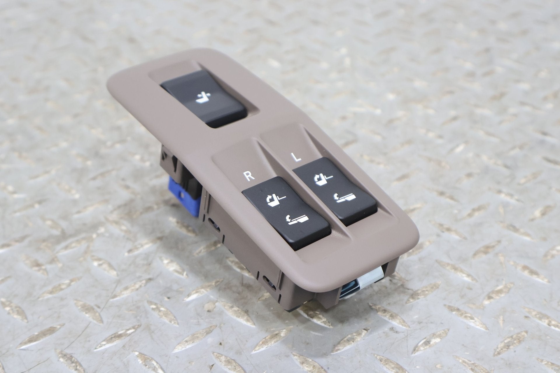 2013 Lexus GX460- Seat Switch