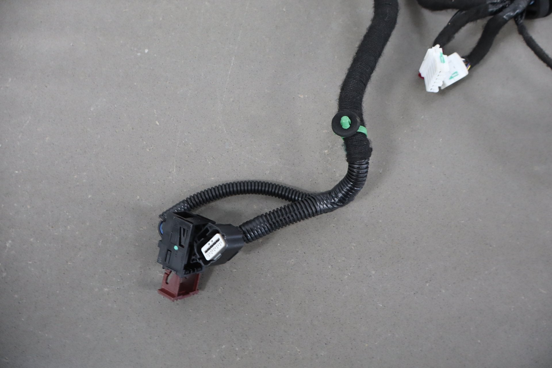 2013 Tesla Model S Door Wiring Harness 1004419-90-g OEM