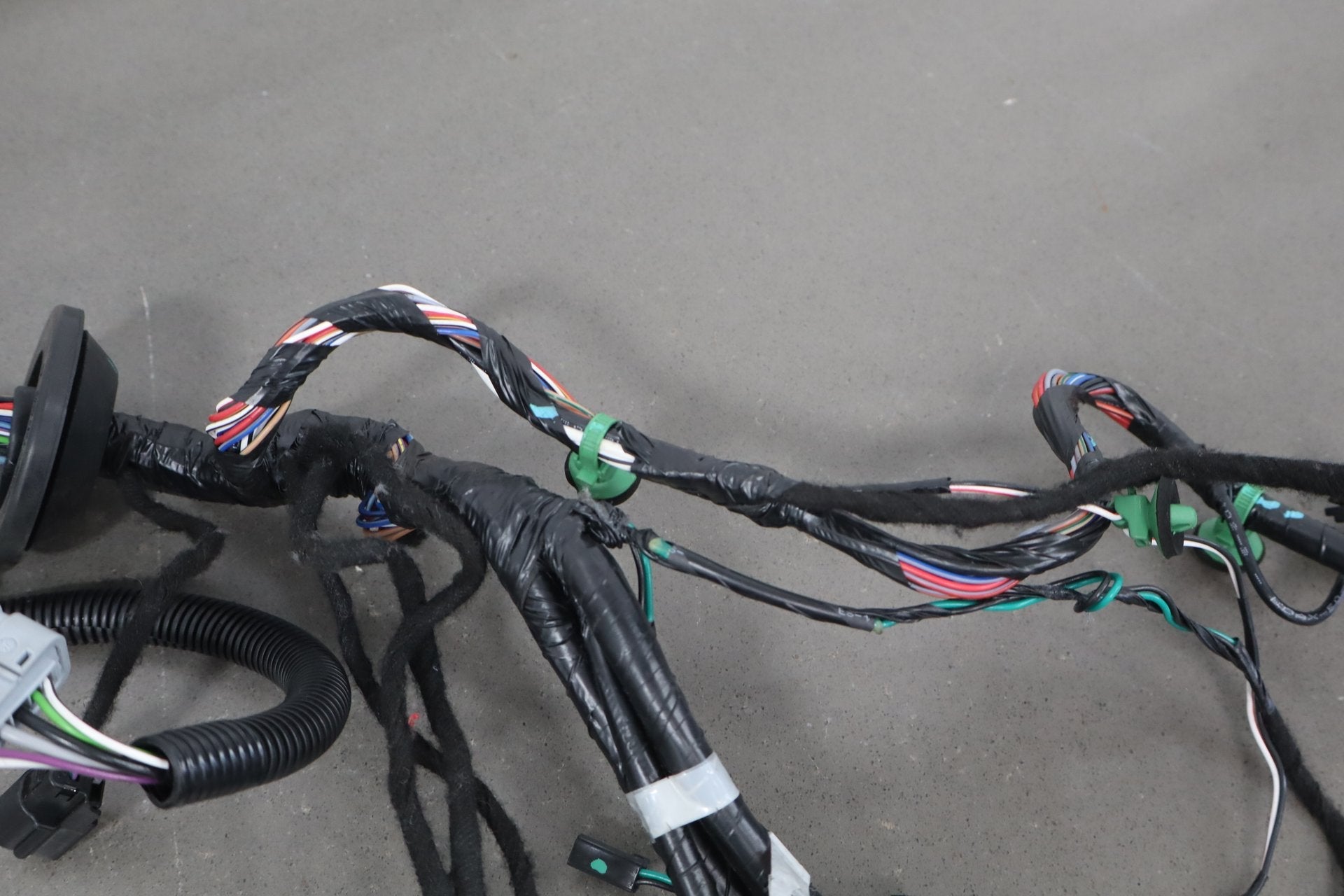 2013 Tesla Model S Door Wiring Harness 1004419-90-g OEM