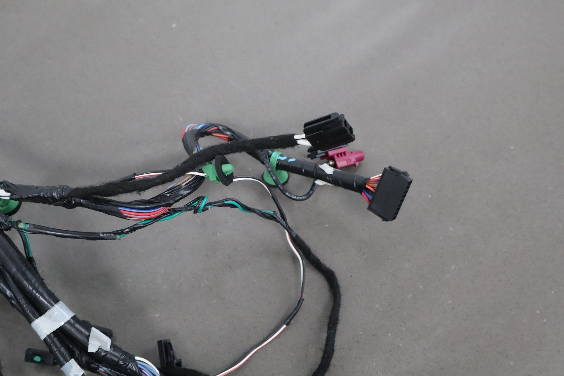 2013 Tesla Model S Door Wiring Harness 1004419-90-g OEM