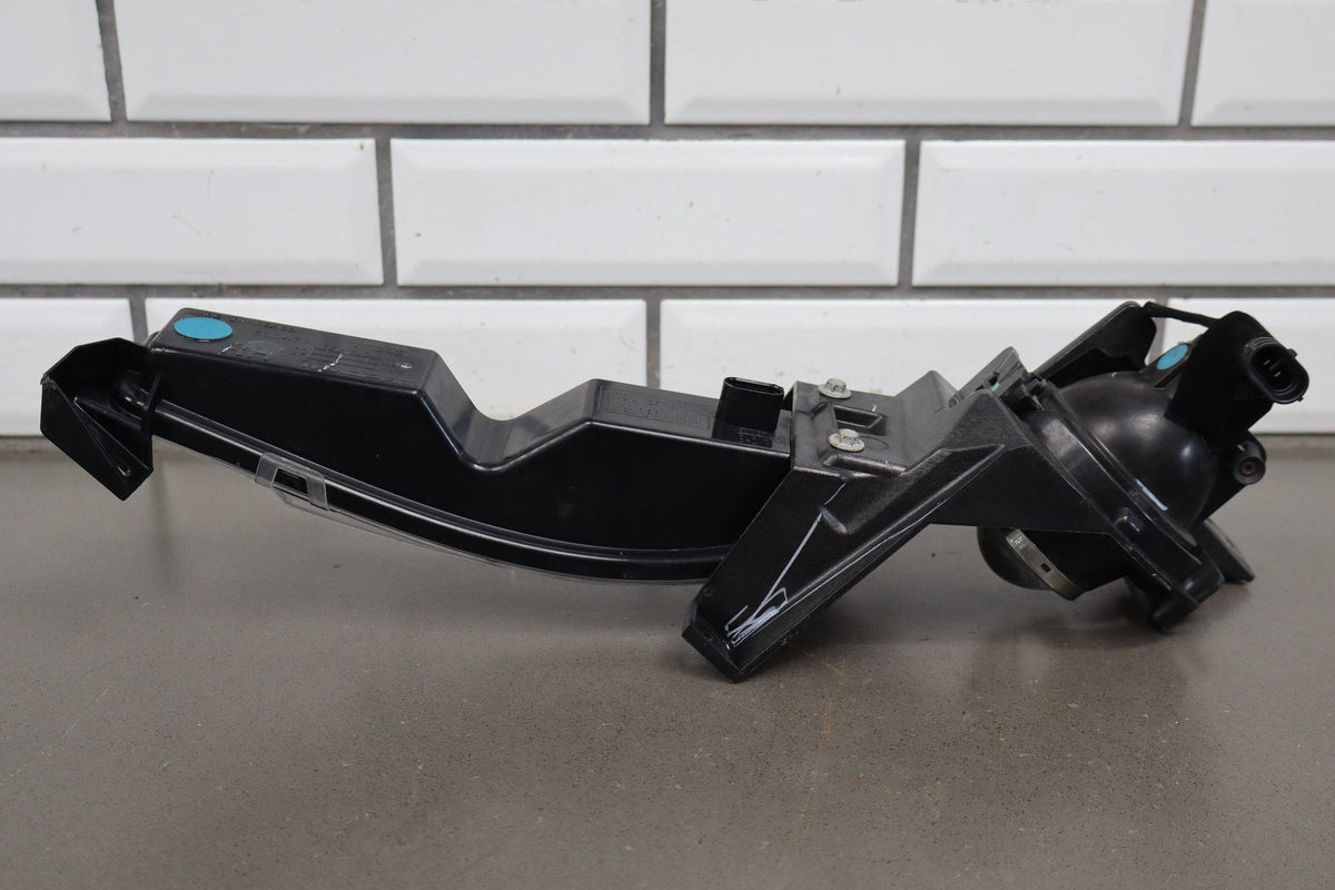 2014-16 Jeep Grand Cherokee SRT Right Fog Marker Light Assembly OEM