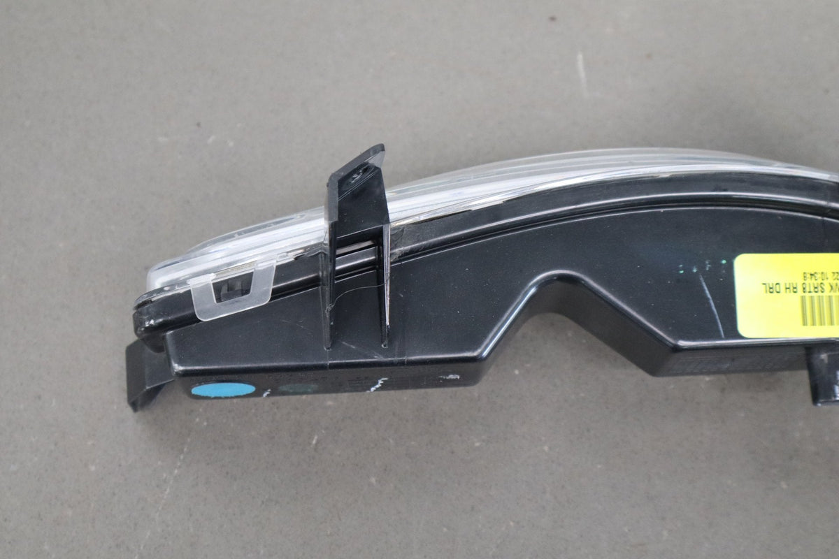 2014-16 Jeep Grand Cherokee SRT Right Fog Marker Light Assembly OEM