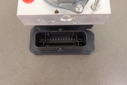 2014 - 2017 Maserati Ghibli ABS Anti - Lock Brake Pump Module (2265106516)