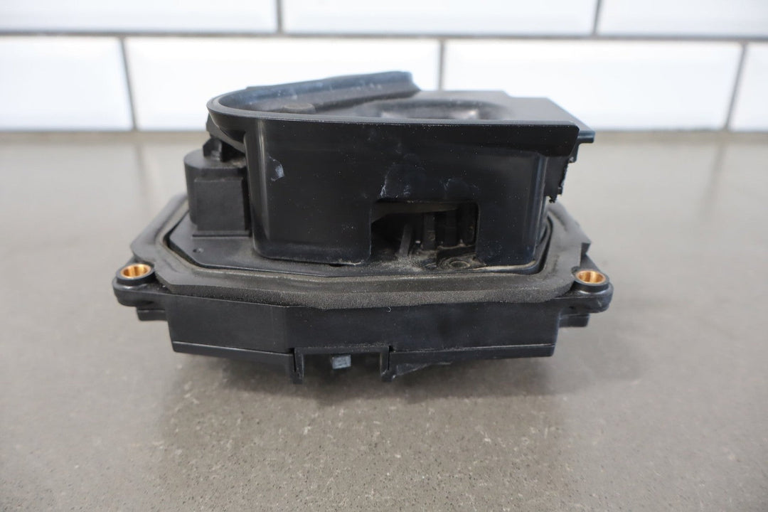 2014 - 2020 Tesla Model S GEN2 Inlet Charger Socket HV Chargeport 1026041 - 00 - M