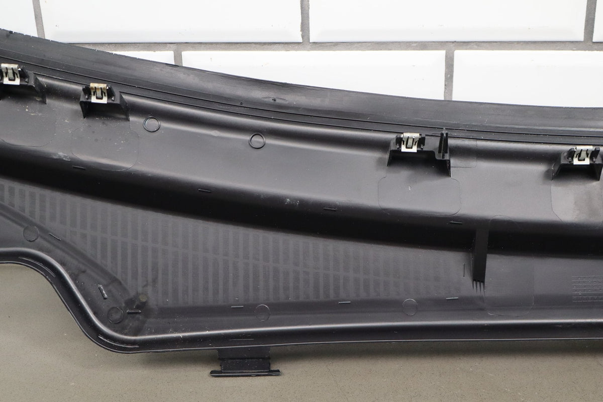 2014-21 Jeep Grand Cherokee SRT Cowl Vent Panel Black