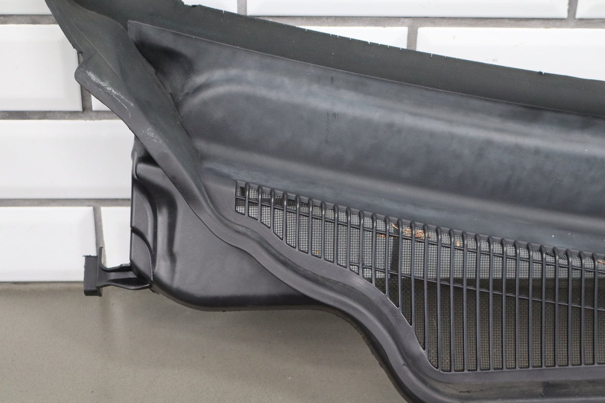 2014-21 Jeep Grand Cherokee SRT Cowl Vent Panel Black